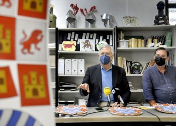 Presentados los talleres escolares de verano dedicados al rey Alfonso X El Sabio en el Museo Arqueológico
