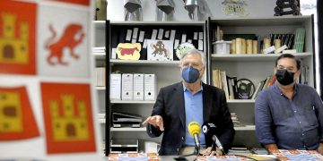 Presentados los talleres escolares de verano dedicados al rey Alfonso X El Sabio en el Museo Arqueológico