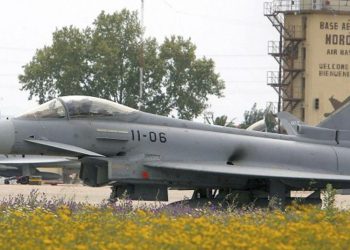 El gobierno anuncia un gasto millonario en la Base militar de Morón para acoger «bombarderos estratégicos»