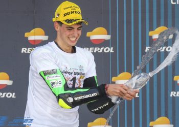 Fermín Aldeguer se proclama Campeón de Europa de Moto2 FIM CEV Repsol en Jerez