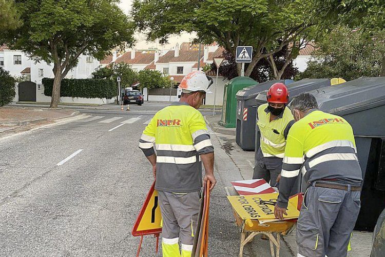 La Calle Pintor Losada permanecerá cortada al tráfico hasta el 10 de septiembre por trabajos de canalización eléctrica