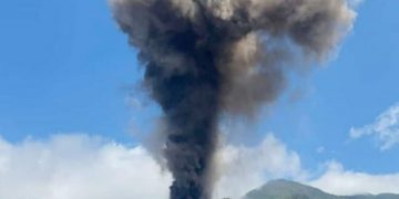 Entra en erupción el volcán en La Palma
