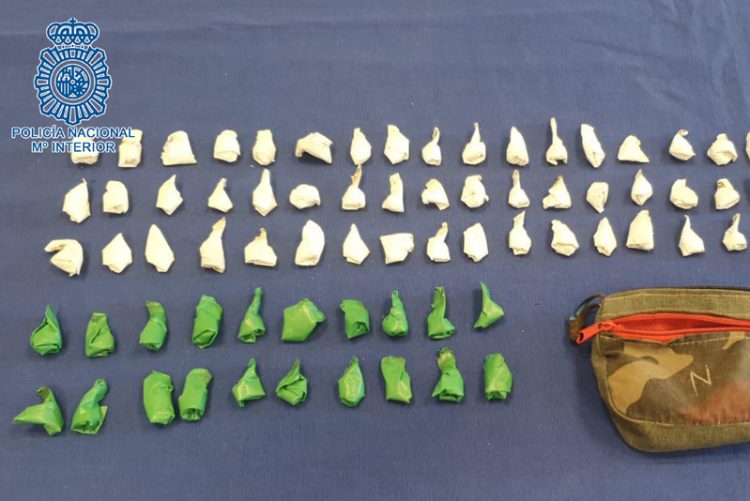 Detenido un joven que intentaba vender droga en San Telmo Viejo