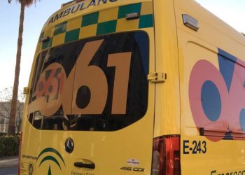 Muere un motorista de 46 años al chocar contra un quitamiedos en la SE-30 en Sevilla