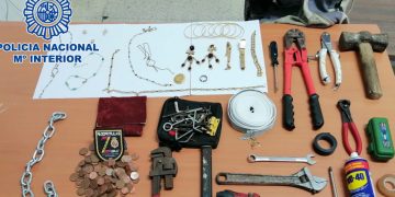 Detenidas en El Puerto tres personas tras ser localizadas in fraganti cuando estaban robando en tres viviendas