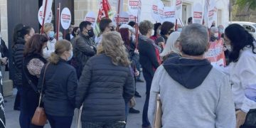El colectivo de la limpieza de Cádiz, harto de ser ninguneado por la patronal