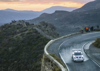 Aznar cierra la temporada de rallyes con una nueva victoria en la Alpujarra Oriental