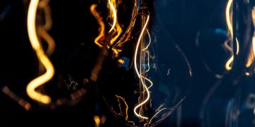 La factura eléctrica de diciembre tendría que ser negativa para que Sánchez cumpliese su promesa