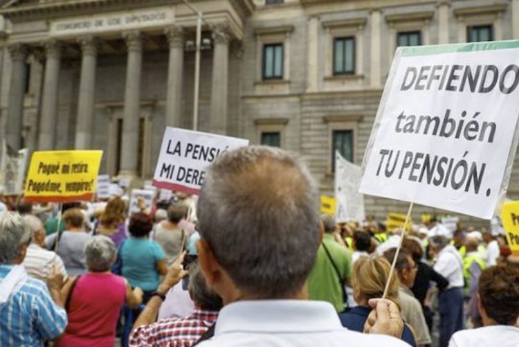 Los y las jubiladas seguirán siendo cada año más pobres