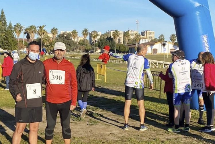 Más de 400 corredores participan en la Carrera ‘Reyes Magos Jerez 2022’