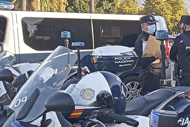 Muere un trabajador tras precipitarse desde la tercera planta de un edificio en El Puerto de Santa María