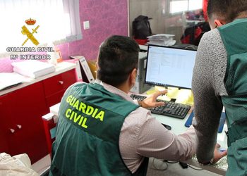 Estaciones de ITV investigadas por pasar inspecciones técnicas a vehículos de empresas tras tratos económicos