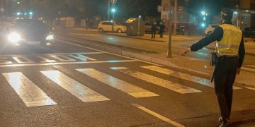 Fallece una persona en un accidente de tráfico en la Avenida Kansas City de Sevilla