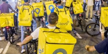 329 riders en Zaragoza ganan macrojuicio contra Glovo por mantenerlos como falsos autónomos