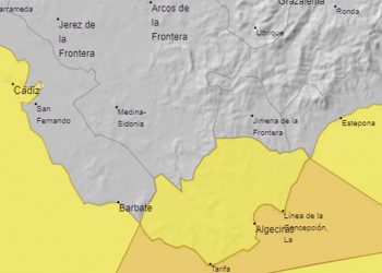 Alerta naranja por fuerte viento de levante en Cádiz
