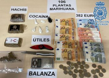 Desmantelada una plantación interior de marihuana en los bajos de un bloque de viviendas en Jerez