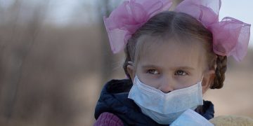 Hoy, último día con mascarilla obligatoria en el patio del colegio
