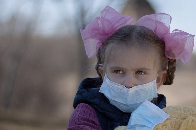 Hoy, último día con mascarilla obligatoria en el patio del colegio