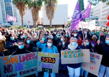 La Junta de Andalucía suprime el derecho a huelga de las limpiadoras de Córdoba