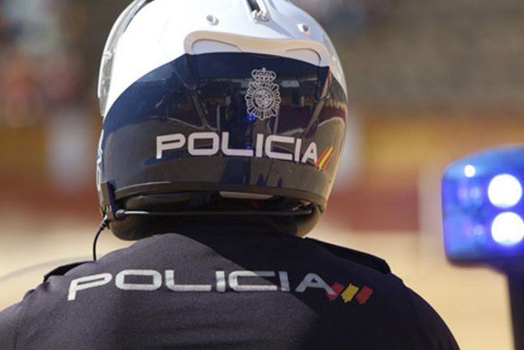 La Unidad Especial de Caballería de la Policía Nacional recibe el Premio “Caballo de Oro” en la Feria de Jerez 2022