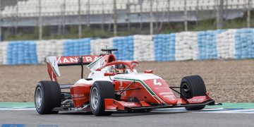 En la última jornada de test, Leclerc domina las dos sesiones