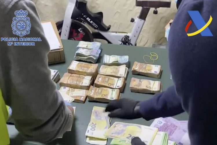 Desarticulada una organización criminal dedicada a la introducción de cocaína en grandes cantidades a través del puerto de Algeciras