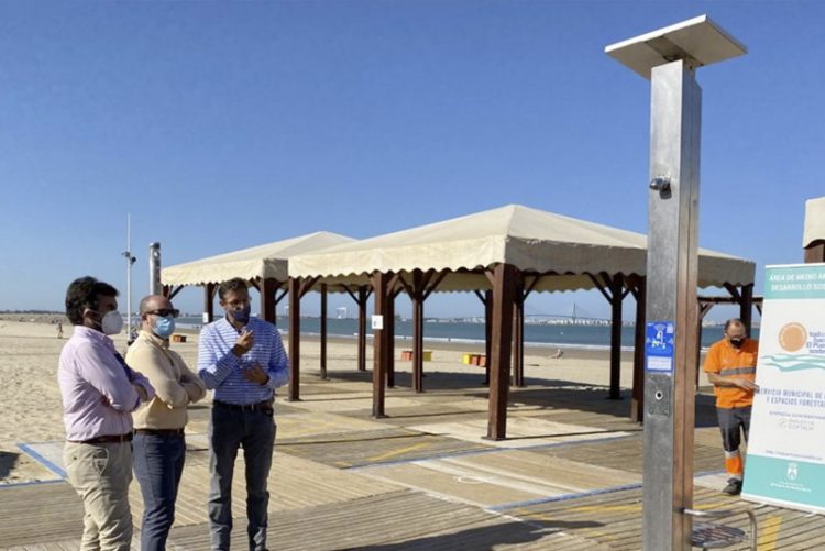 Duchas inteligentes para las playas de El Puerto
