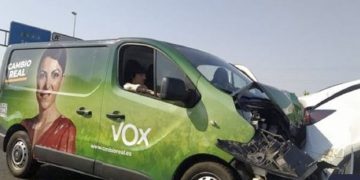 VOX “Tesla” golpea en Sevilla…