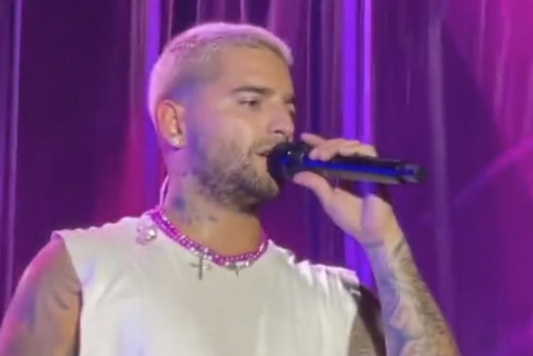 Maluma expulsa de su concierto en Chiclana a dos mujeres que se estaban peleando