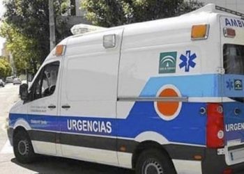 Herido tras sufrir una caída en el espigón de la playa La Puntilla en El Puerto