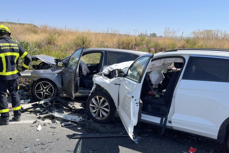 Fallecen dos mujeres en un accidente de tráfico en la A4 en Jerez
