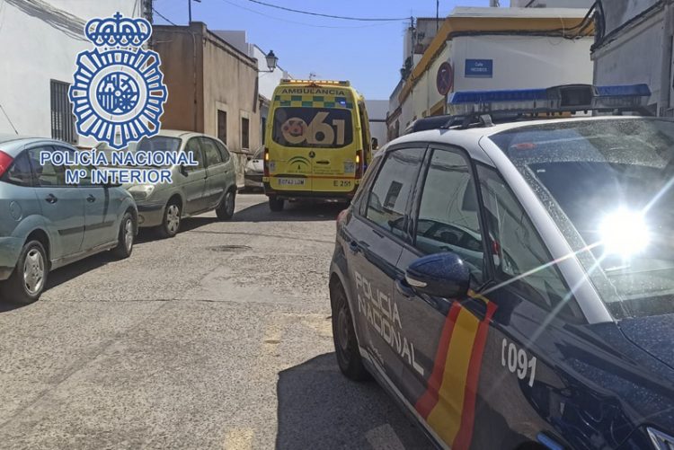 Rescatada una mujer de 78 años tras permanecer tres días tirada en el suelo de su casa  con heridas de gravedad