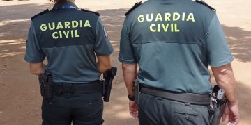 Hallan el cadáver de un hombre en su casa de Villamartín “en extrañas circunstancias”