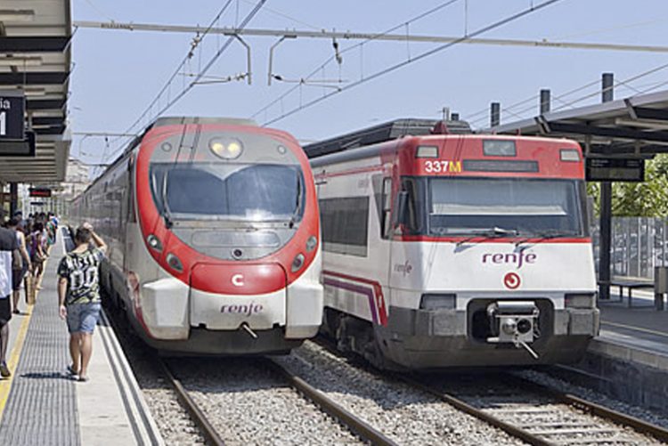 Los usuarios de Renfe adquieren 92.000 abonos gratis de Cercanías, Rodalies y Media Distancia en un solo día