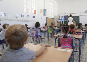 Este lunes comienza el curso escolar para más de 746.000 estudiantes de Infantil, Primaria y Educación Especial en Andalucía