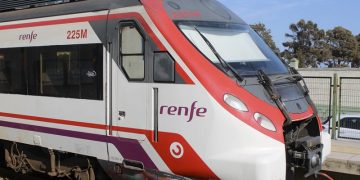 El gobierno anuncia que mantendrá el abono gratuito para los trenes de cercanías media distancia y rodalies durante 2023