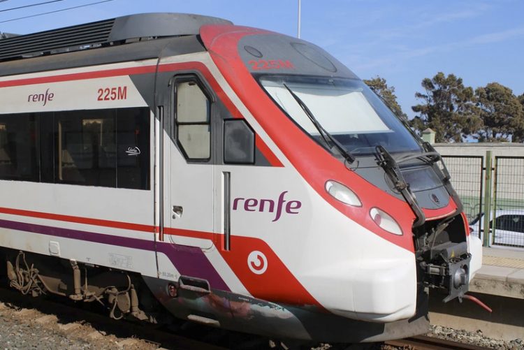 El gobierno anuncia que mantendrá el abono gratuito para los trenes de cercanías media distancia y rodalies durante 2023
