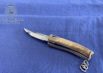 Pillan infraganti a un atracador mientras agredía a un vecino de Jerez