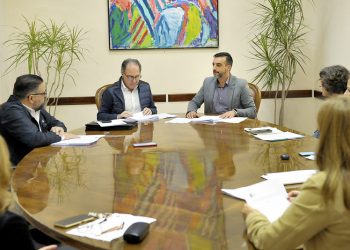 Aprobadas las bases para 350 plazas de auxiliar del Servicio de Ayuda a Domicilio