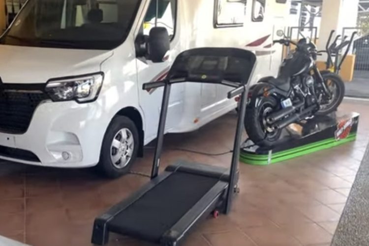 Una pareja de Málaga se hace con la famosa cesta navideña de la venta El Paisano