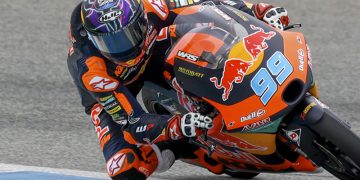 Deniz Oncü lidera los test privados de Moto3 en Jerez a pesar de la lluvia