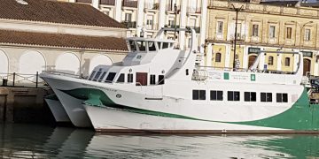Convocada huelga en el servicio del Catamarán de la Bahía a partir del Jueves Santo
