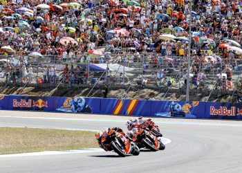 Sábado emocionante en el Circuito de Jerez-Ángel Nieto con lluvia incluída