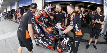 Emocionante arranque en el Gran Premio de Jerez con sorpresas en los primeros entrenamientos libres
