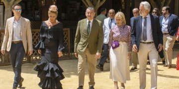 La Real Escuela de Arte Ecuestre y la Feria de Jerez se unirán en una iniciativa del PP de Andalucía