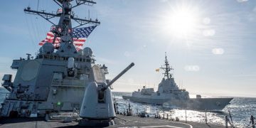 España y Estados Unidos firman acuerdo para el despliegue de dos buques adicionales en la Base Naval de Rota