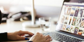 La Dirección General de Consumo de la Junta de Andalucía enfatiza la seguridad en línea en el Día del Internauta